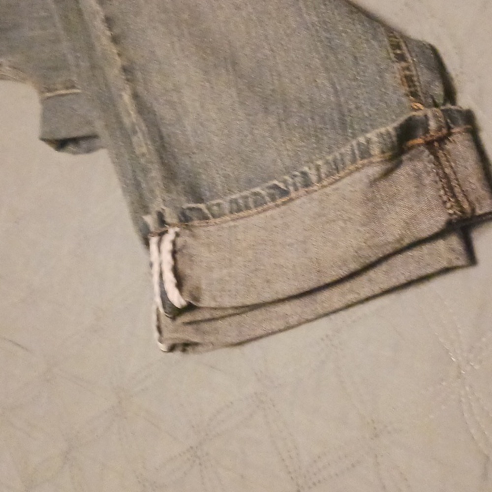 2 pairs capris, size 8, one denim, one black. - Picture 3 of 3